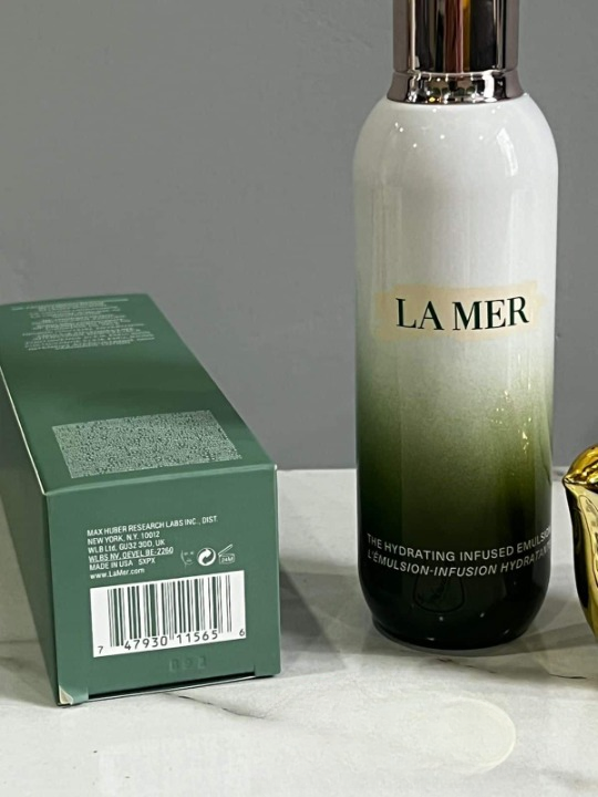 La Mer The Hydrating Infused Emulsion – 50ml | Lightweight Moisturizer for Deep Hydration & Radiant Skin